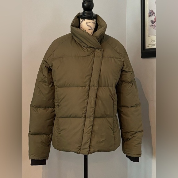 Columbia Sportswear women’s Lg - Picture 1 of 10